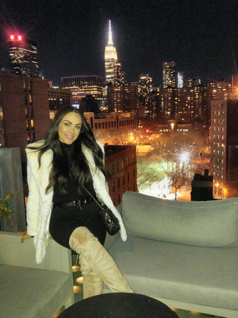 SOLO TRIP TO NYC | WHAT I WORE + VLOG