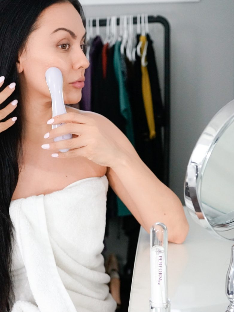 Anti-aging secrets that will keep you looking youthful!