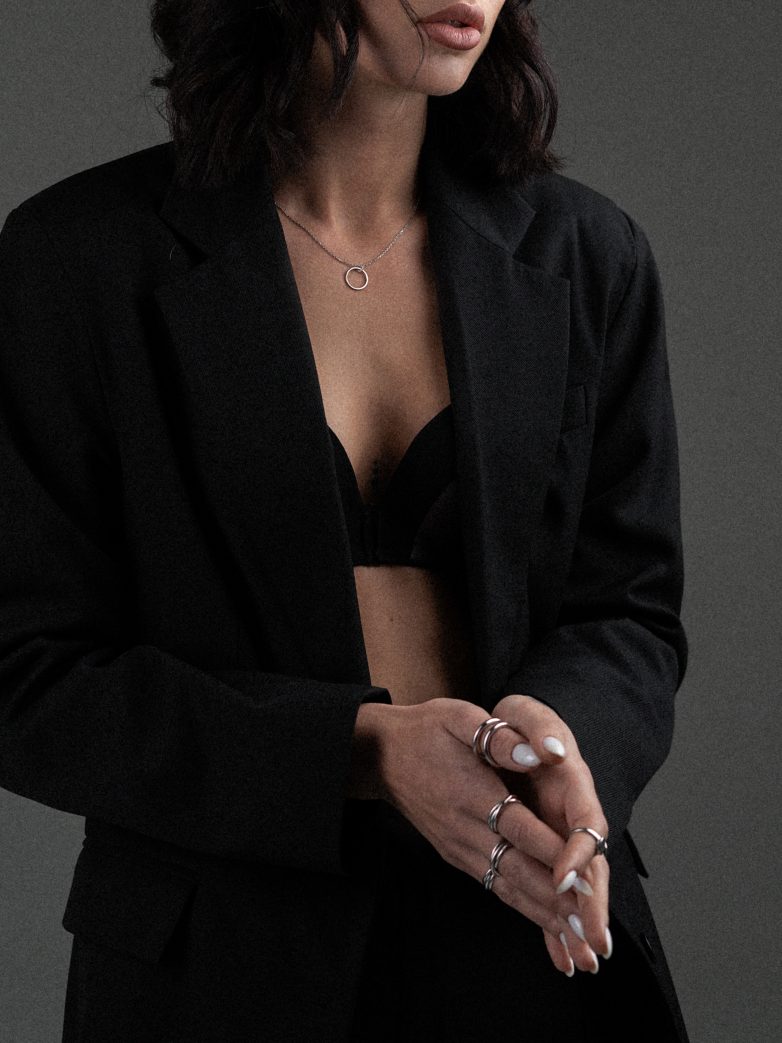 Monochrome Stylish Outfits: A Comprehensive Guide