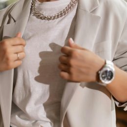 The Ultimate Glow Up : Master Your Mindset in Just One Month!